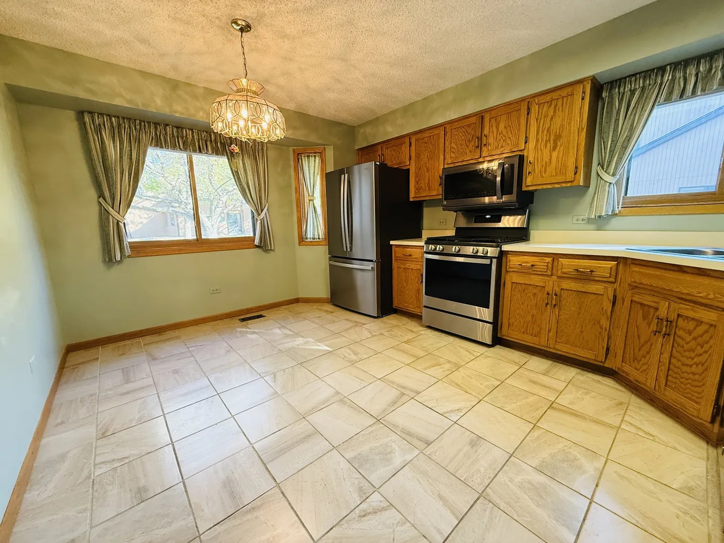 1209 Lakewood Drive D IL