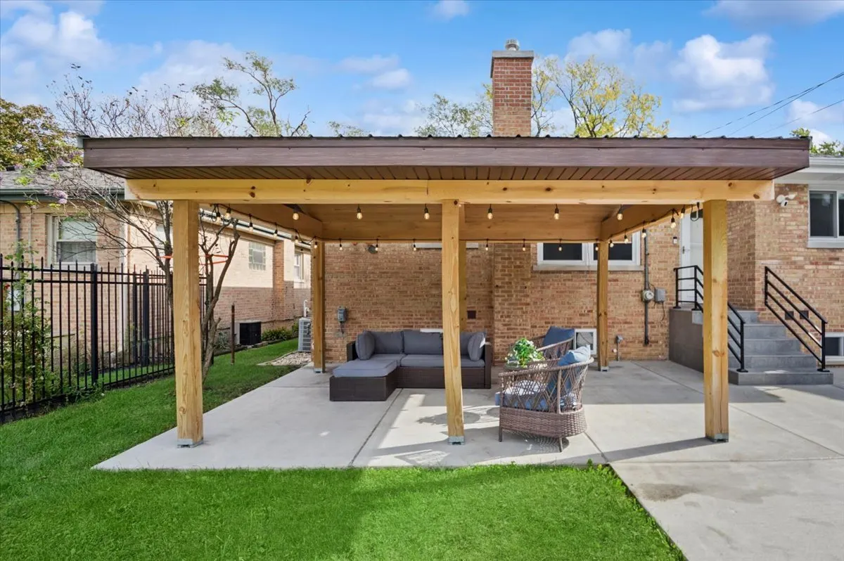 8836 Sayre Avenue IL