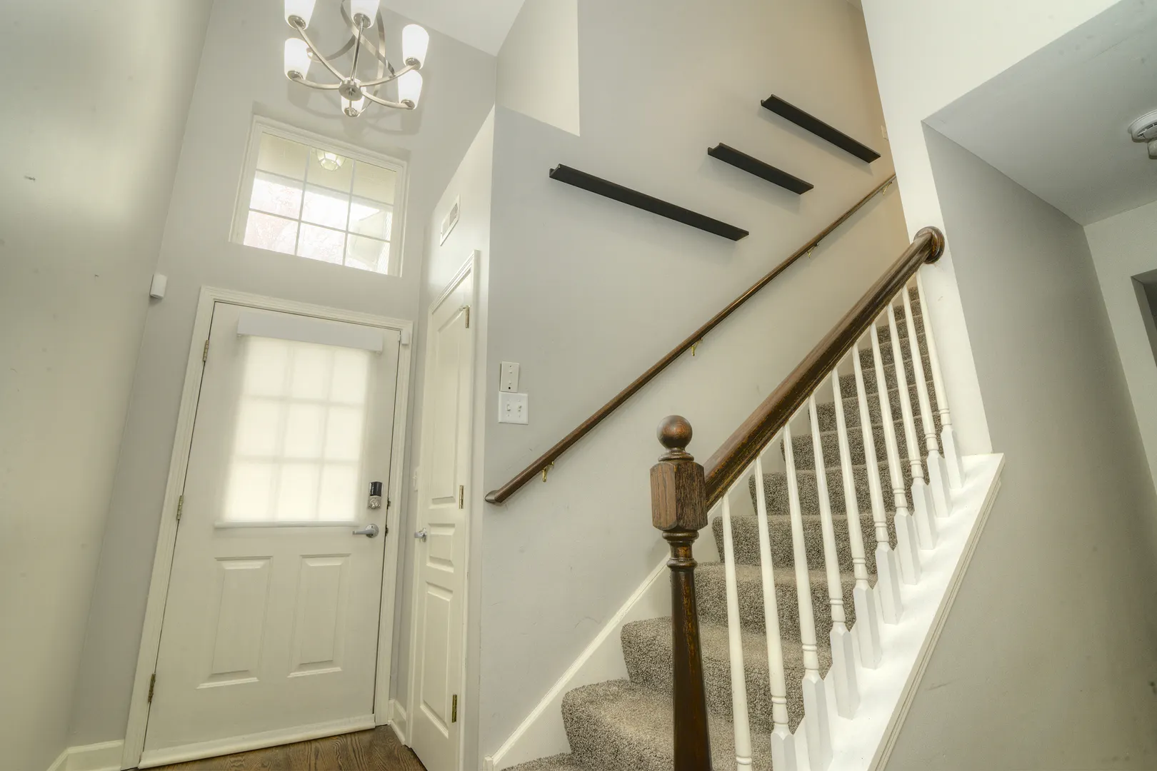 531 METROPOLITAN Street IL