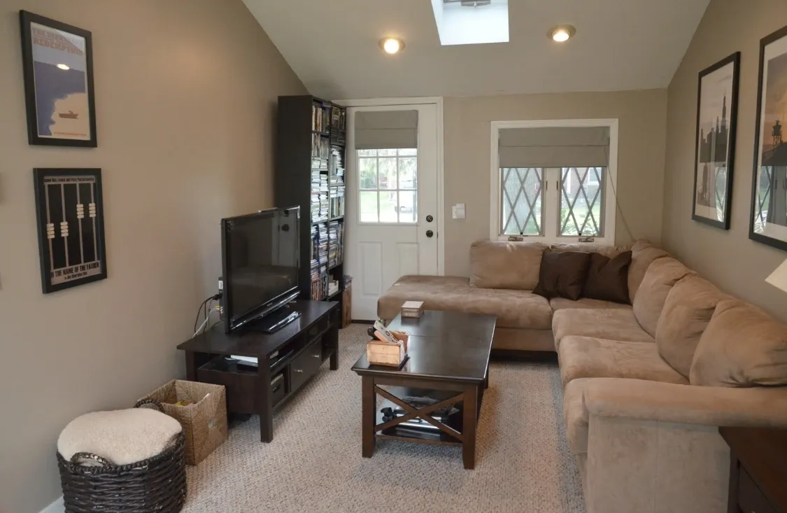 745 S Chestnut Avenue IL