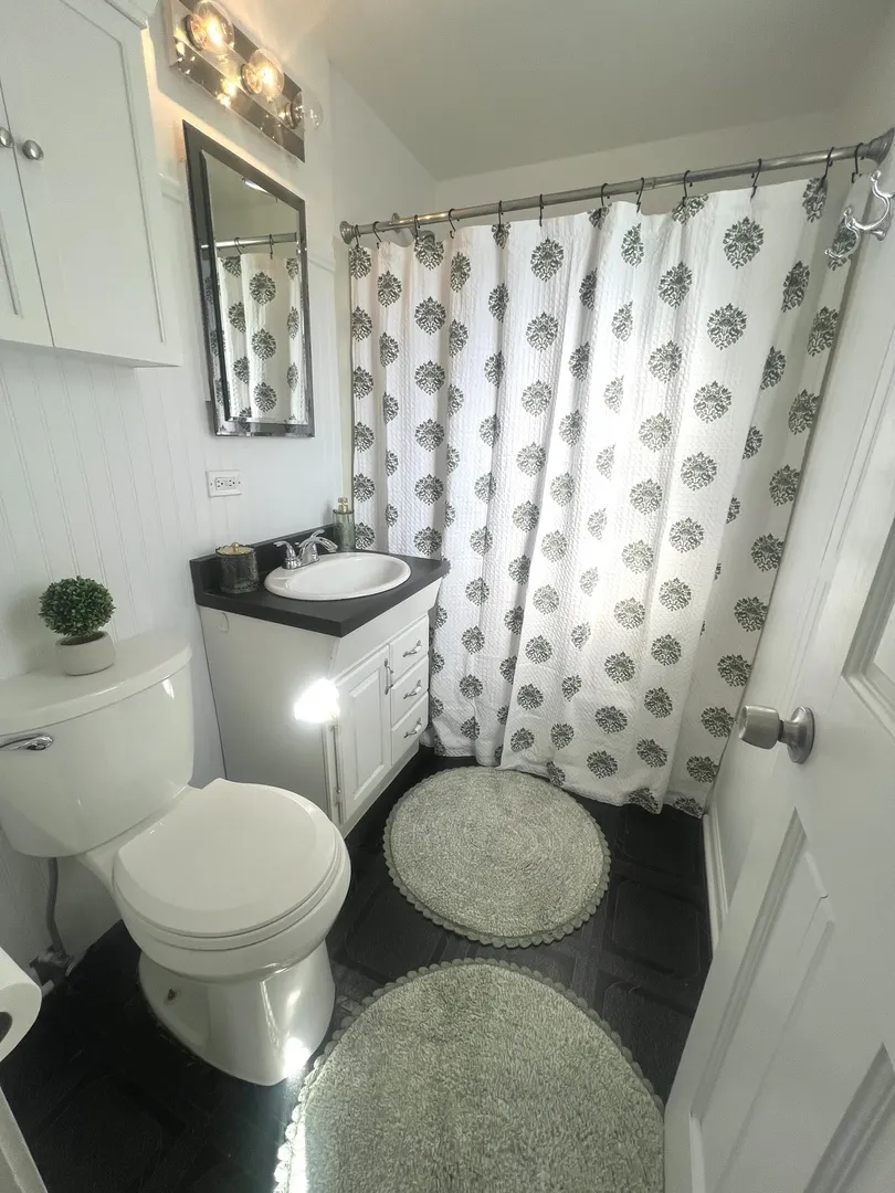 745 S Chestnut Avenue IL