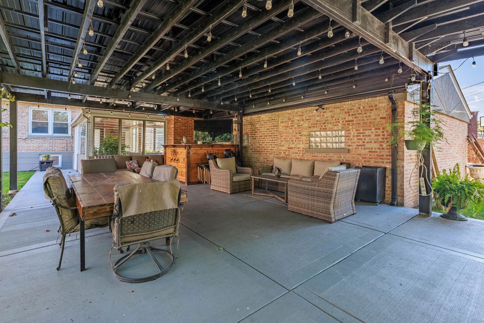 8138 Mulligan Avenue IL