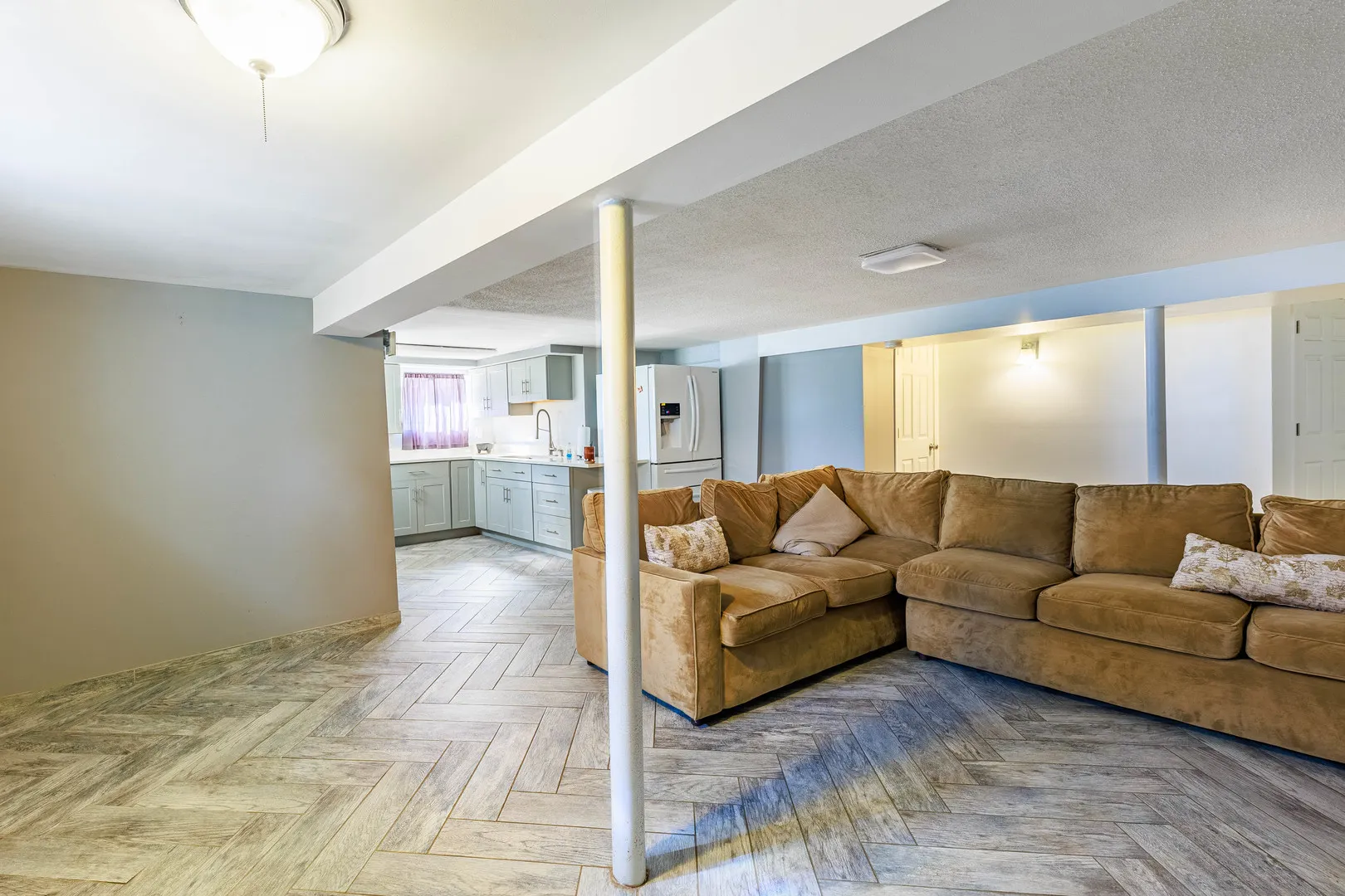 8138 Mulligan Avenue IL