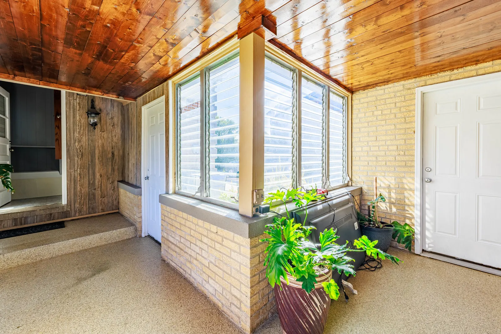 8138 Mulligan Avenue IL