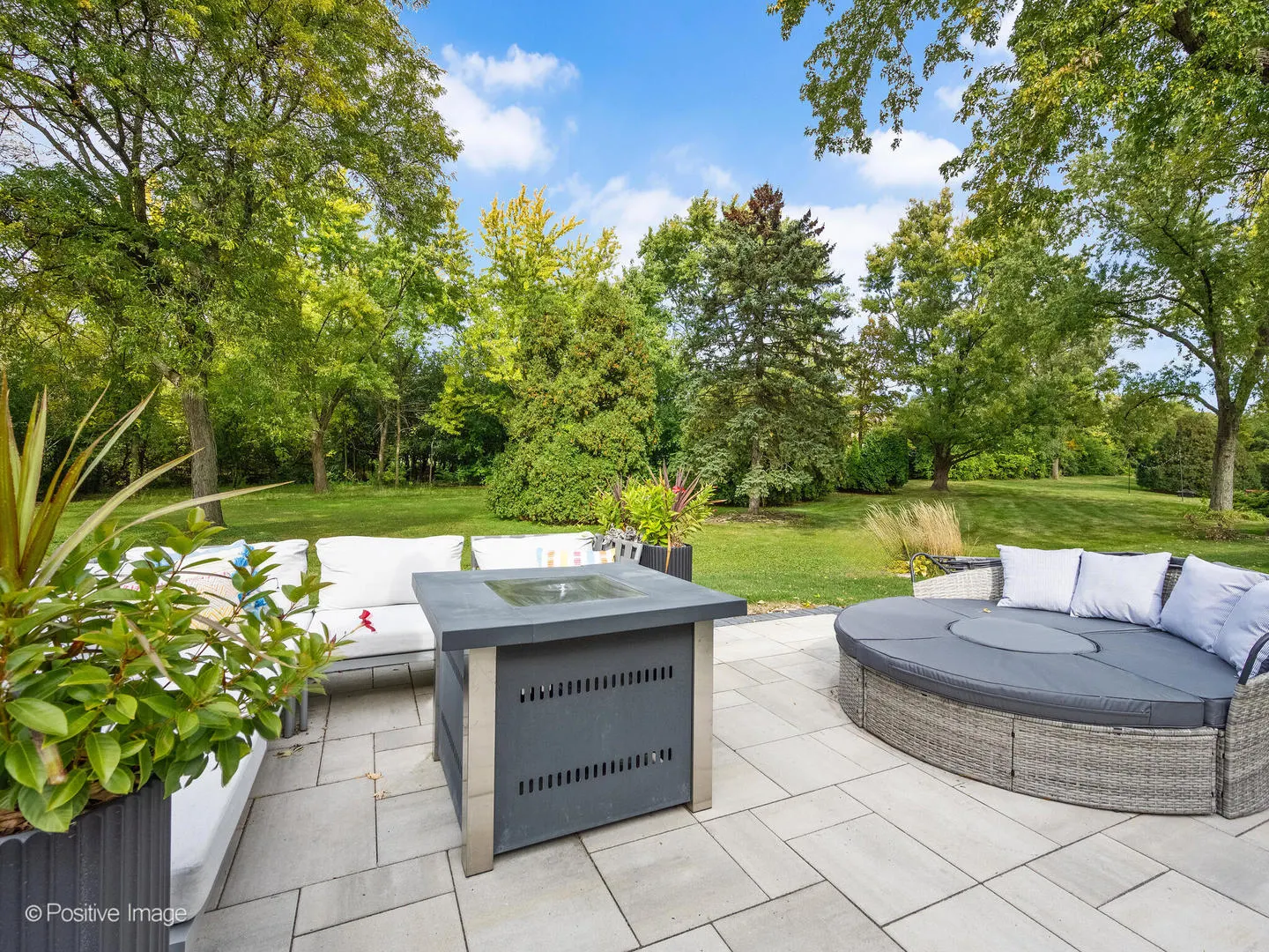 1460 Arrow Wood Lane IL