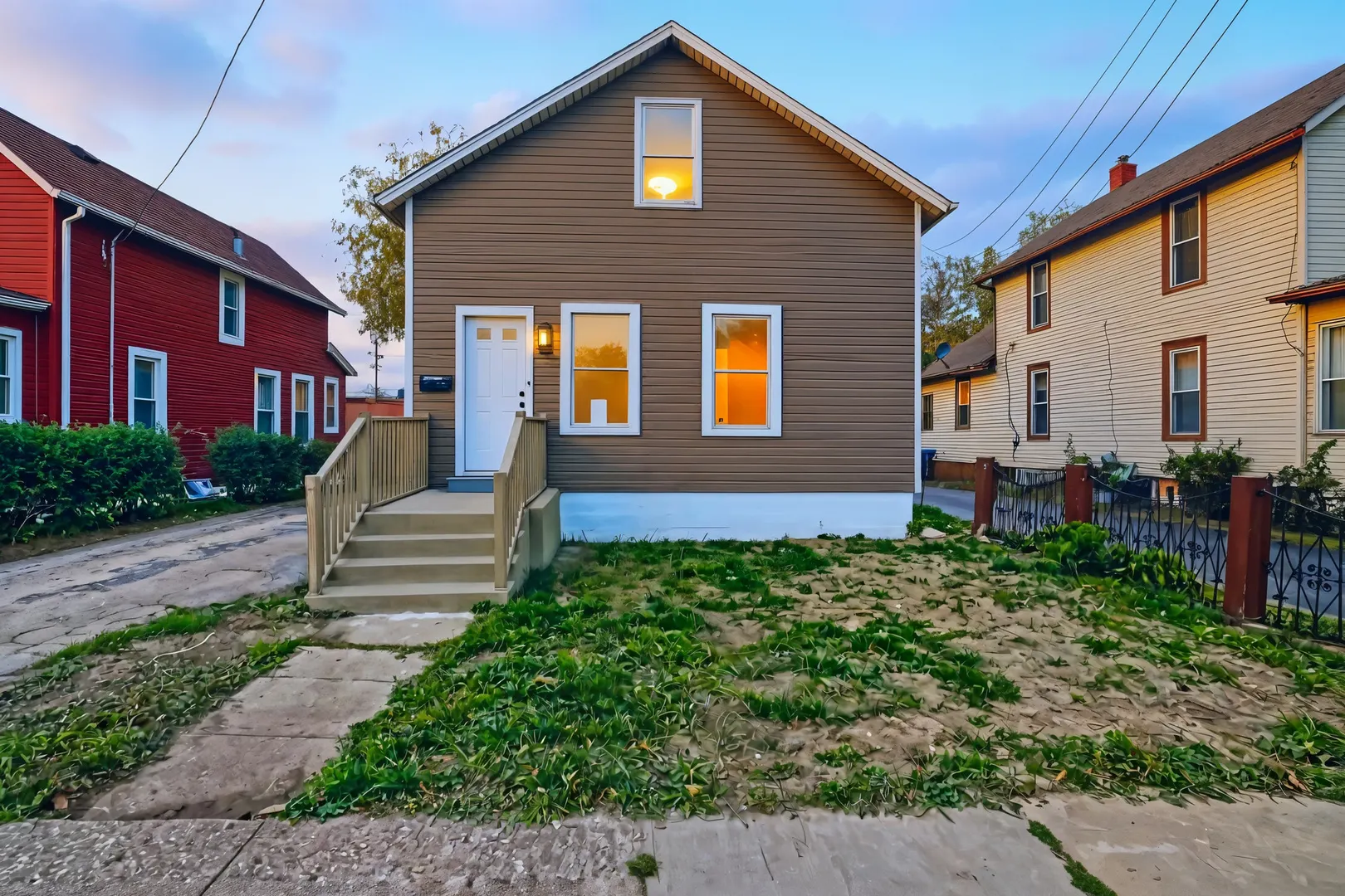 446 S Jackson Street IL
