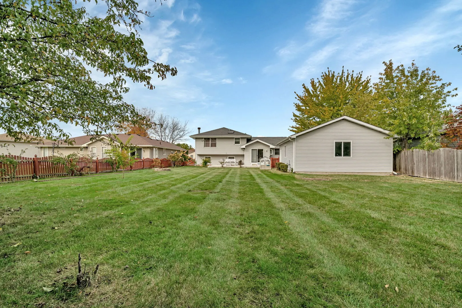 2908 Old Kent Drive IL
