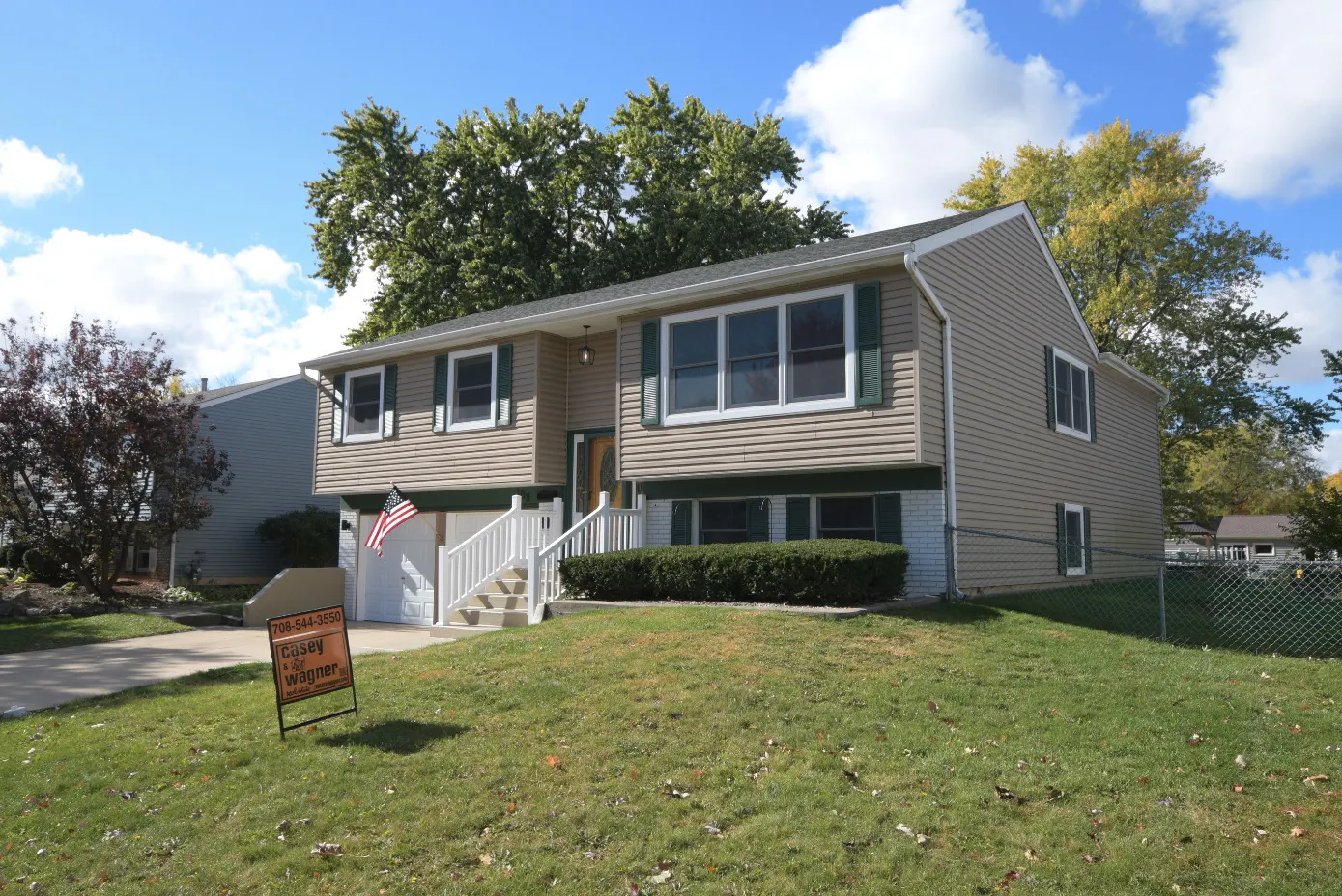 108 Idlestone Lane IL