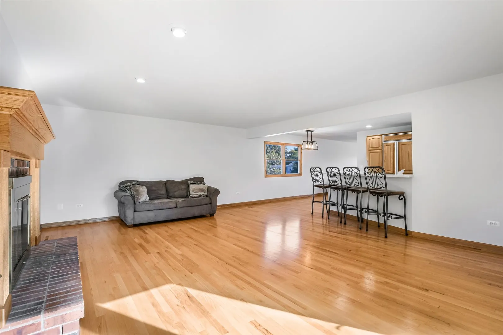 108 Idlestone Lane IL