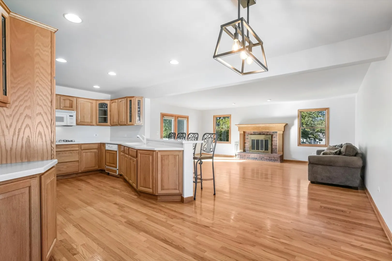 108 Idlestone Lane IL