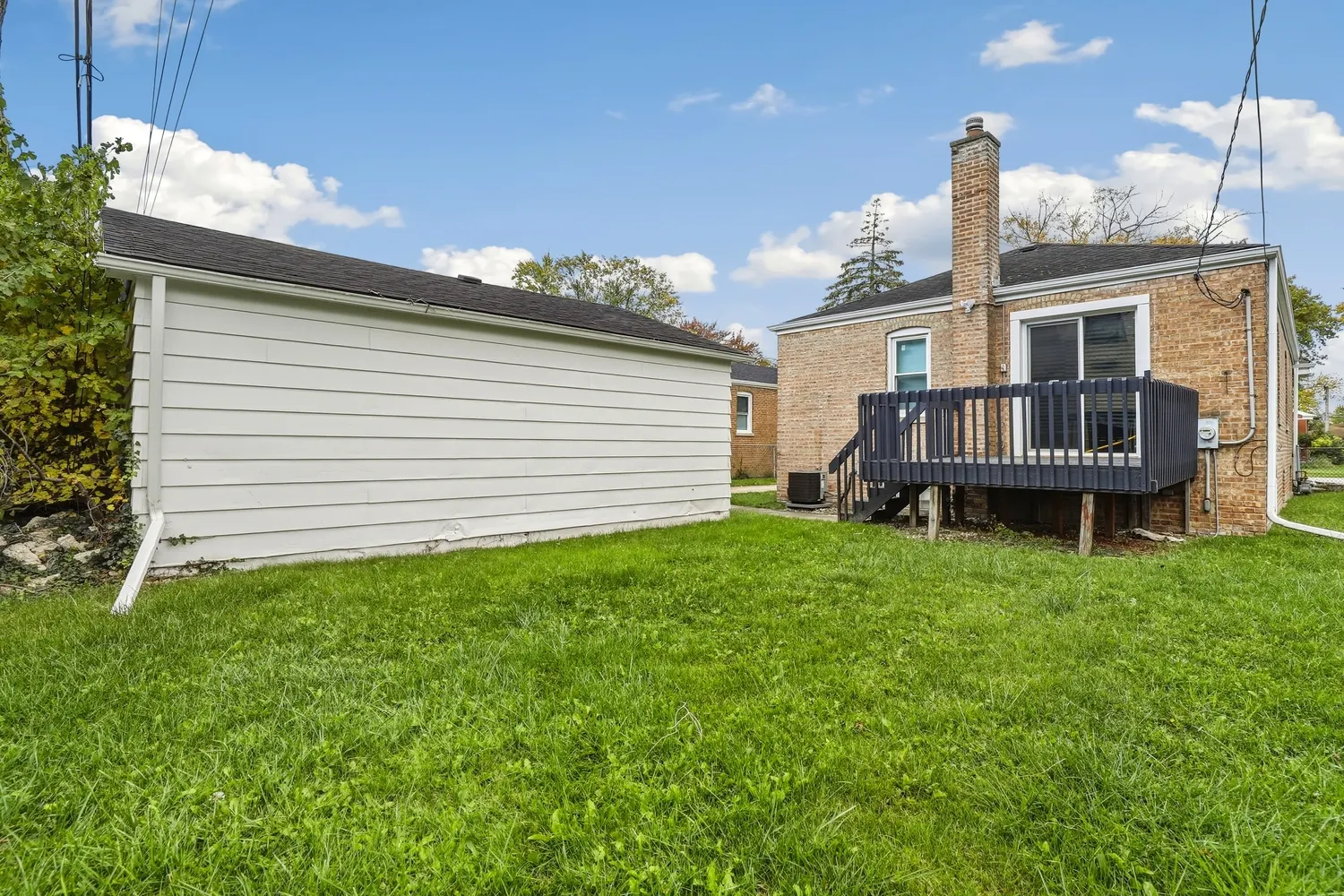 14643 La Salle Street IL