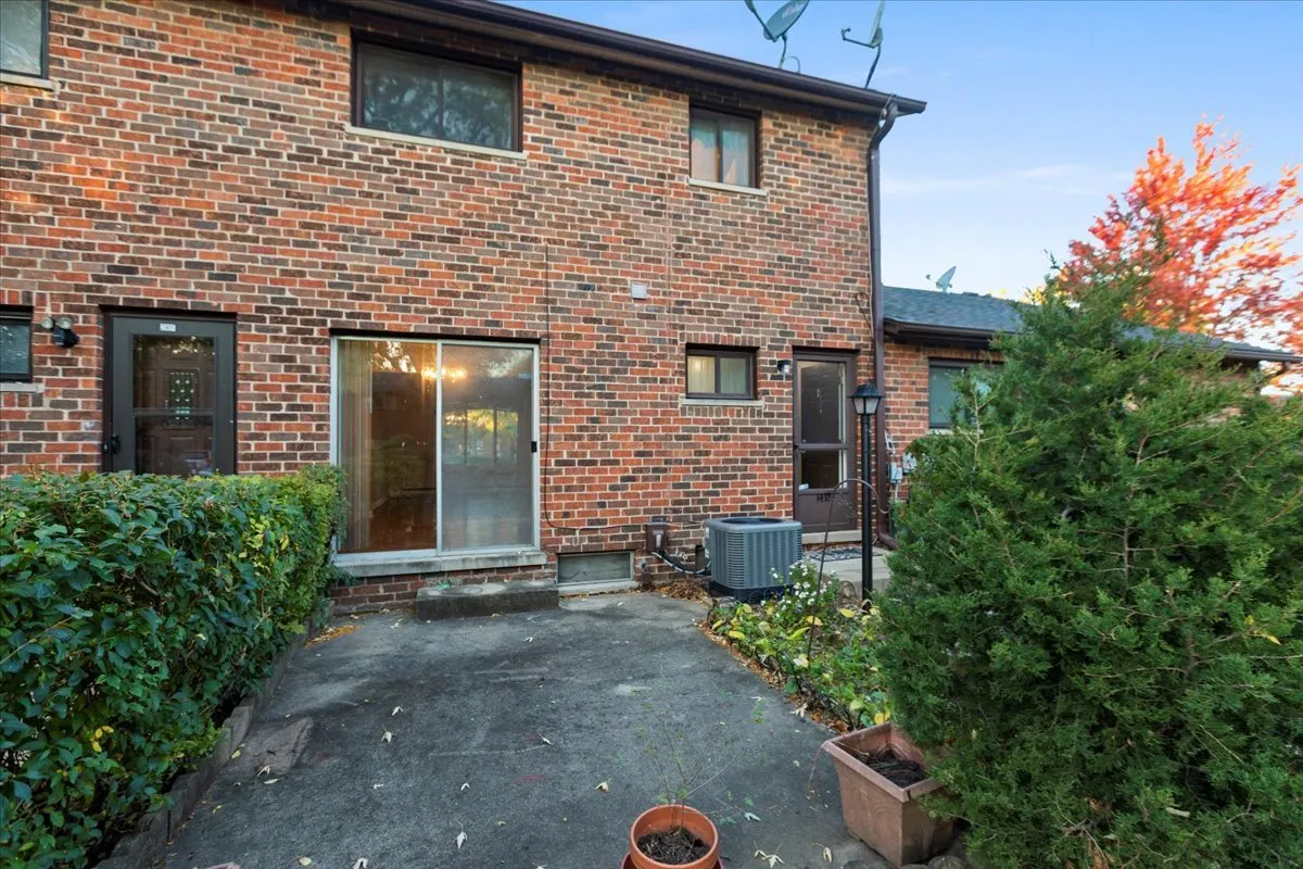 1S239 STRATFORD Lane 239 IL