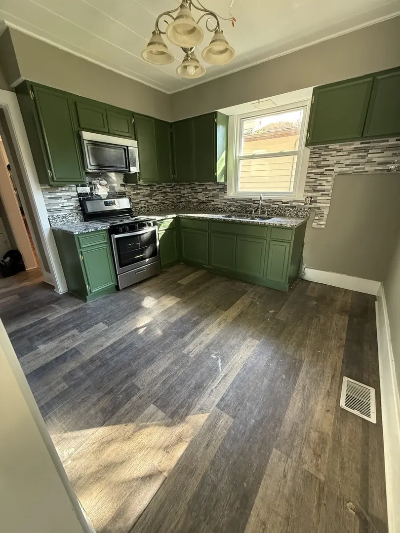 1428 Schilling Avenue IL