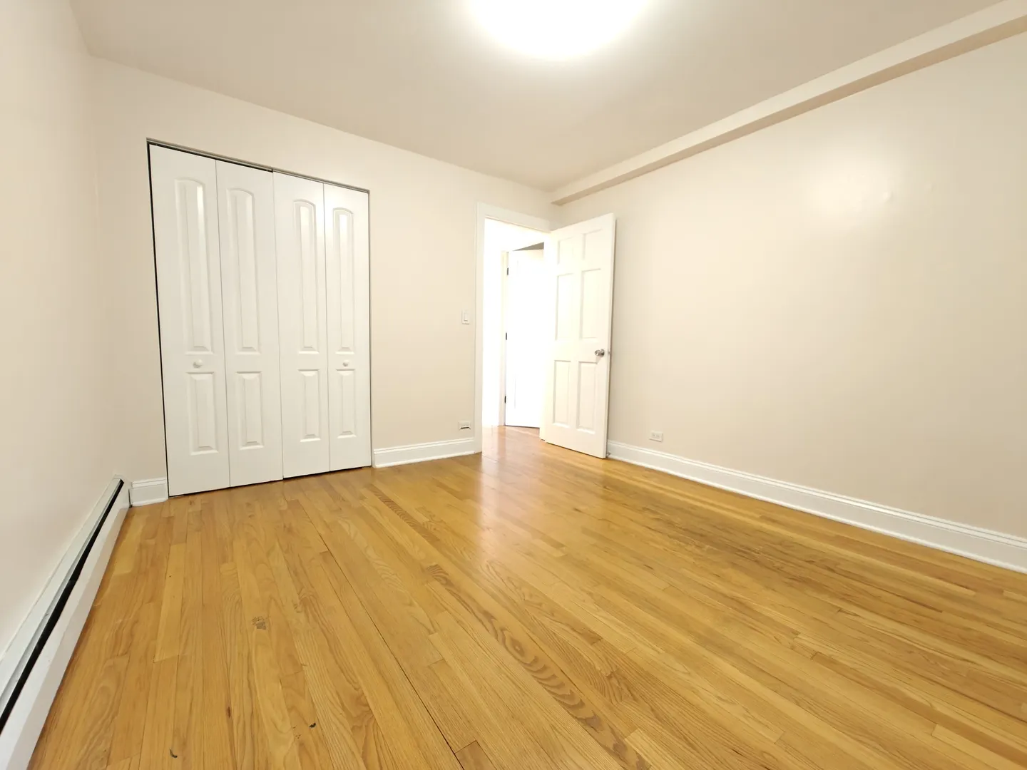 7555 N Oakley Avenue 1A IL