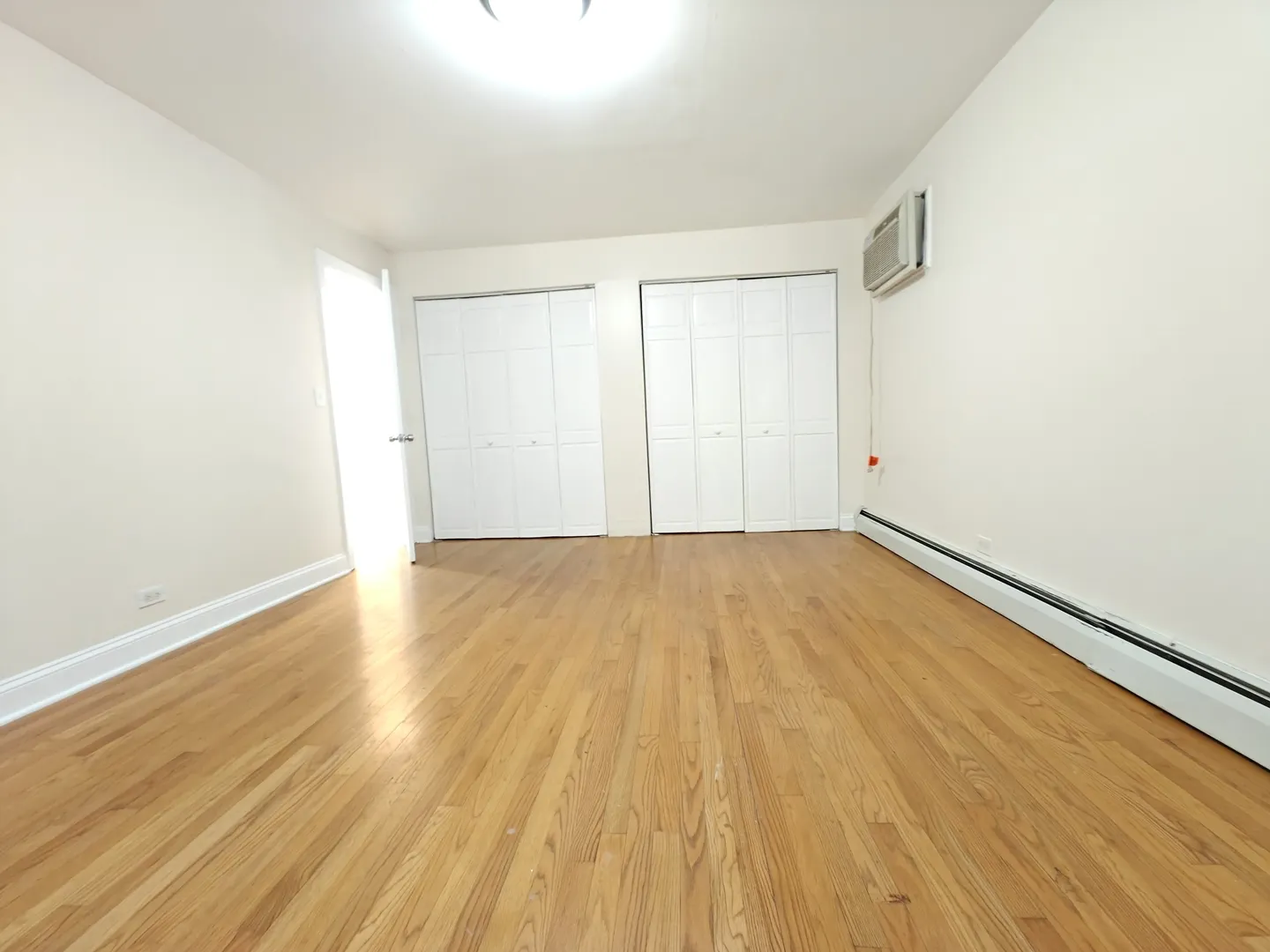 7555 N Oakley Avenue 1A IL