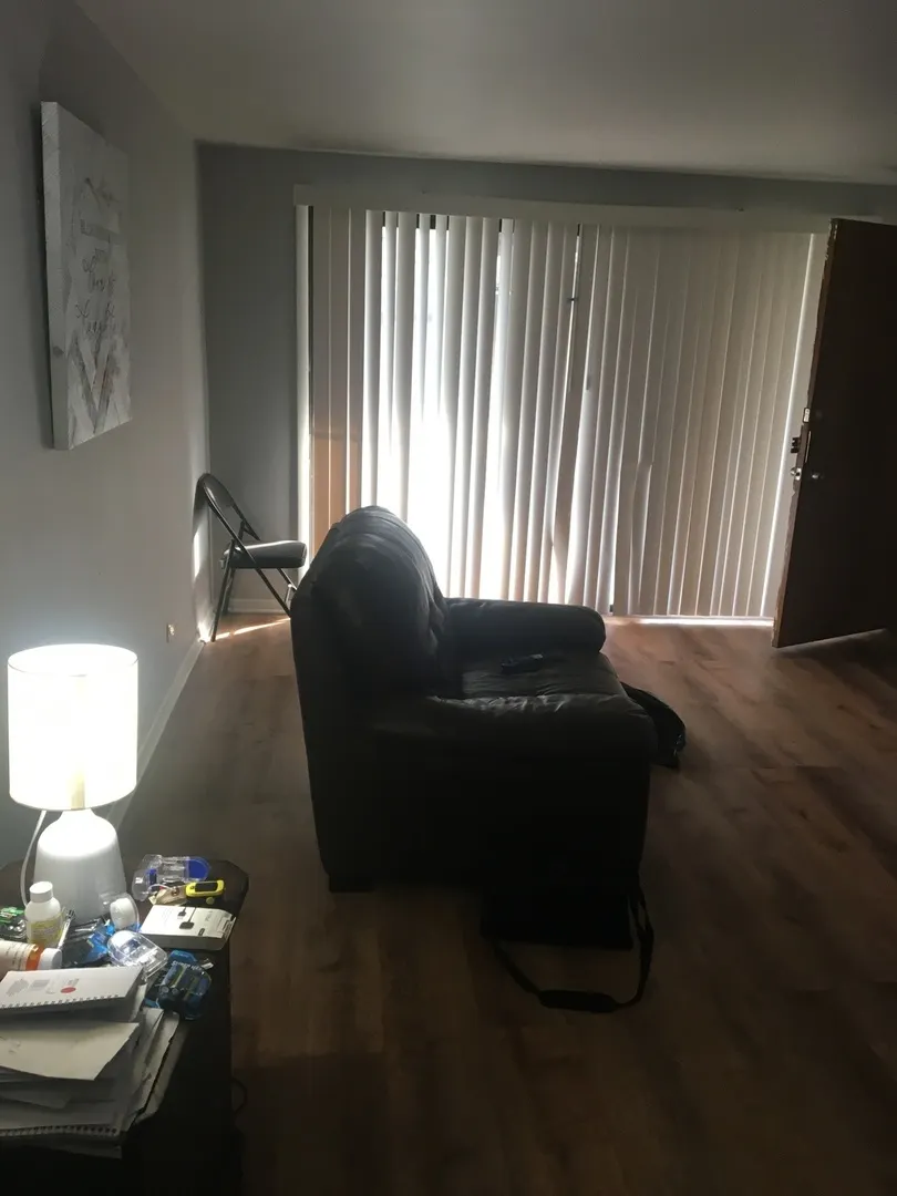 2045 N Harlem Avenue 1E IL