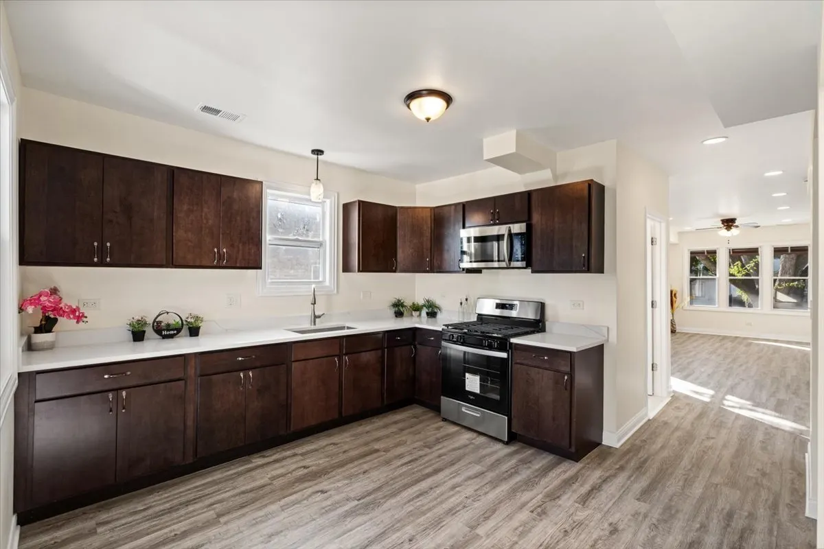 8403 S Sangamon Street IL