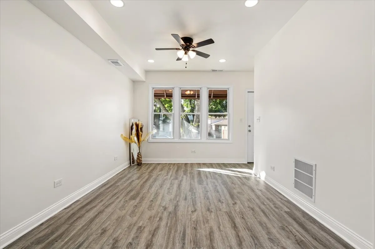 8403 S Sangamon Street IL