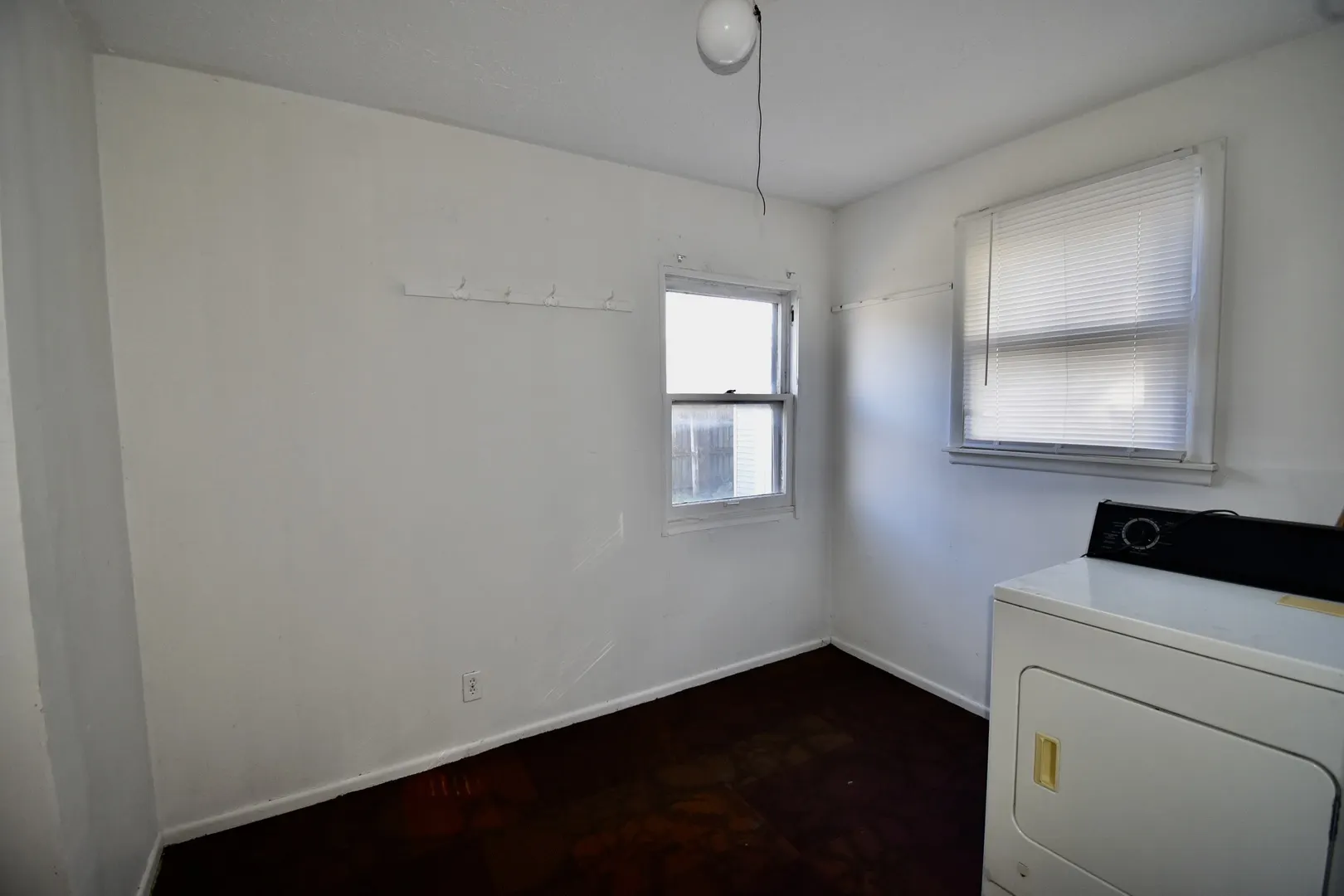 1622 Illinois Street IL