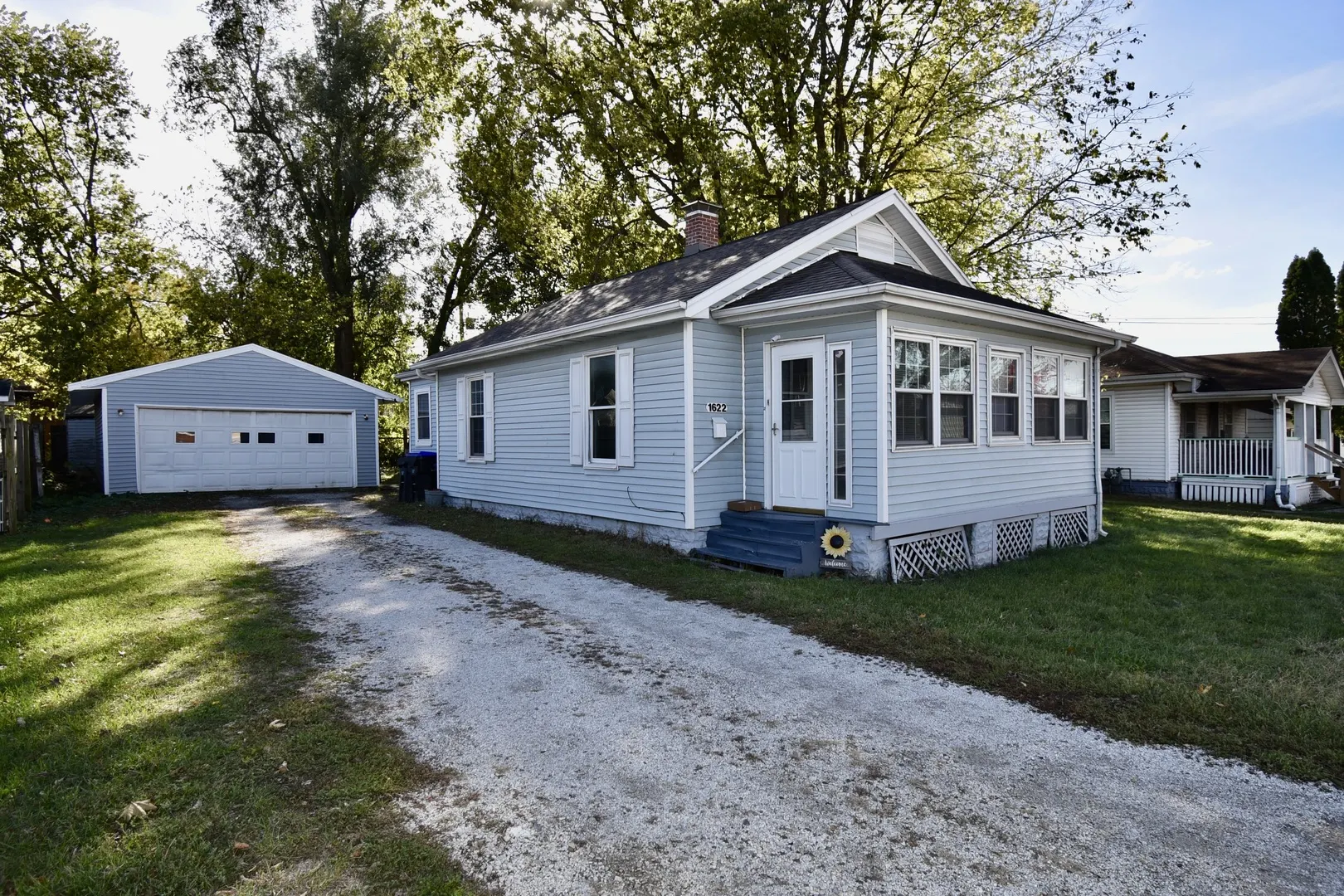 1622 Illinois Street IL