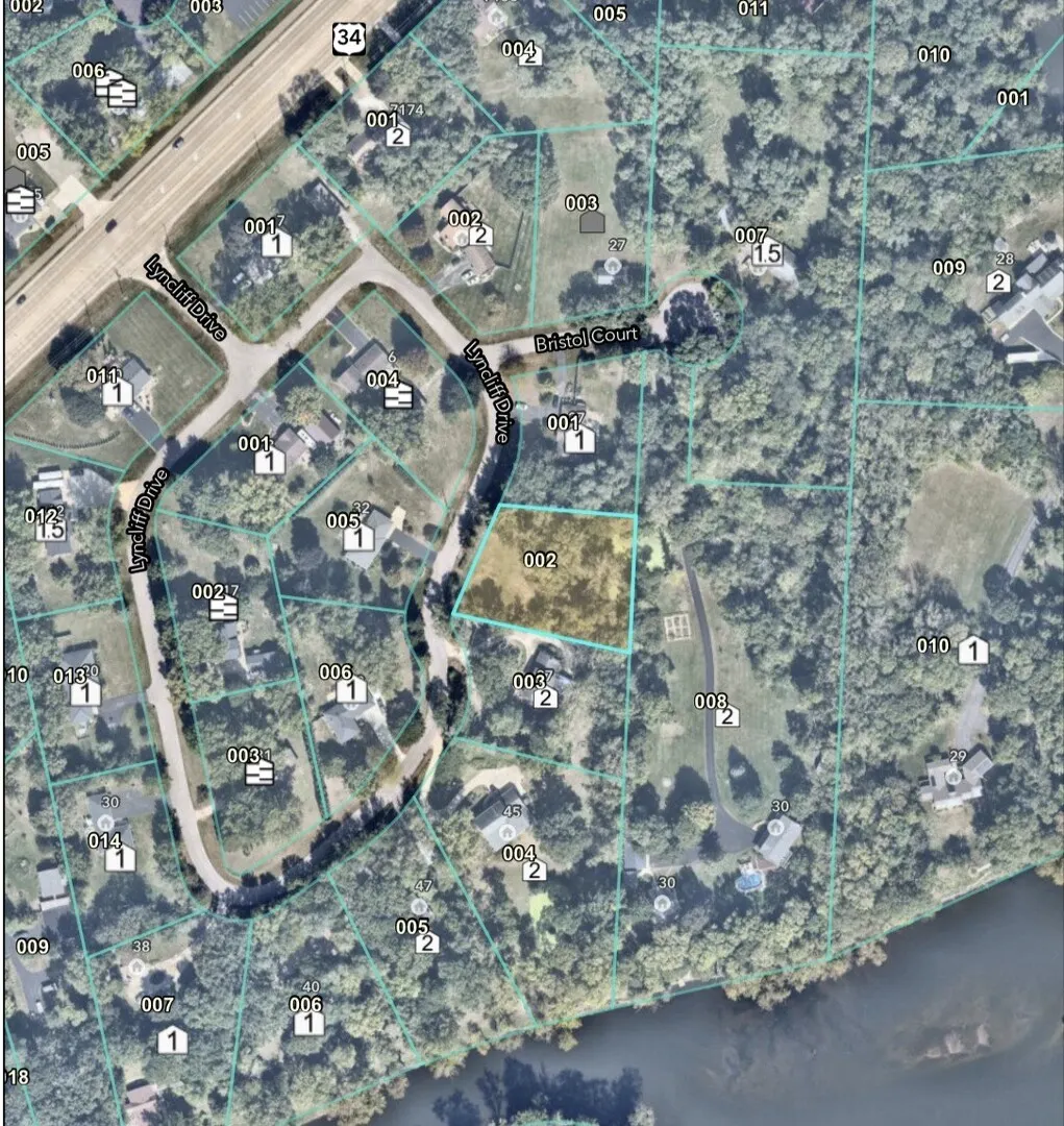 17 E Lyncliff Drive IL