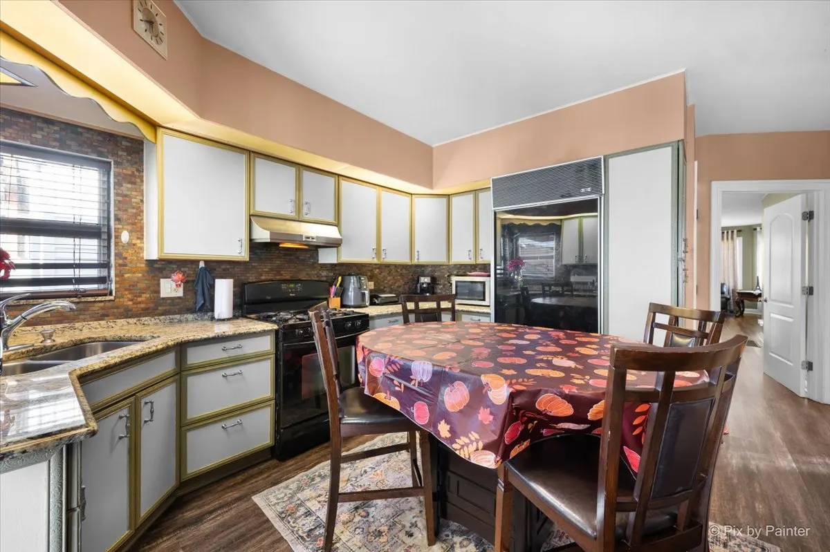 3118 N 76th Court IL