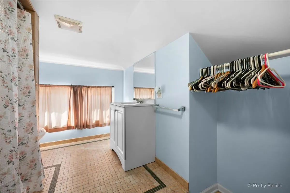 3118 N 76th Court IL