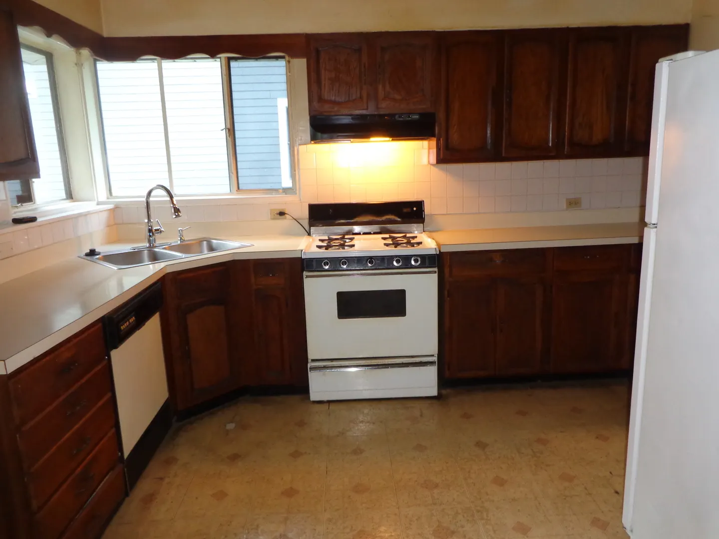 434 N Highland Avenue IL