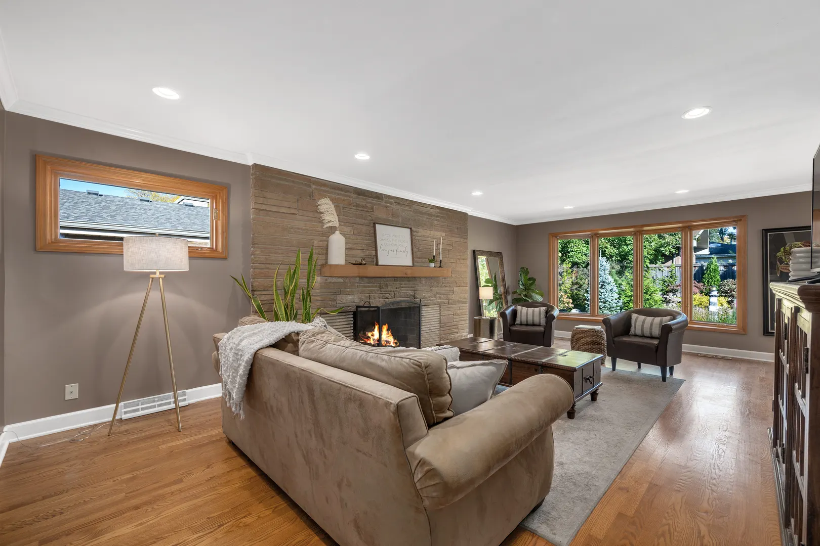 5305 Howard Avenue IL