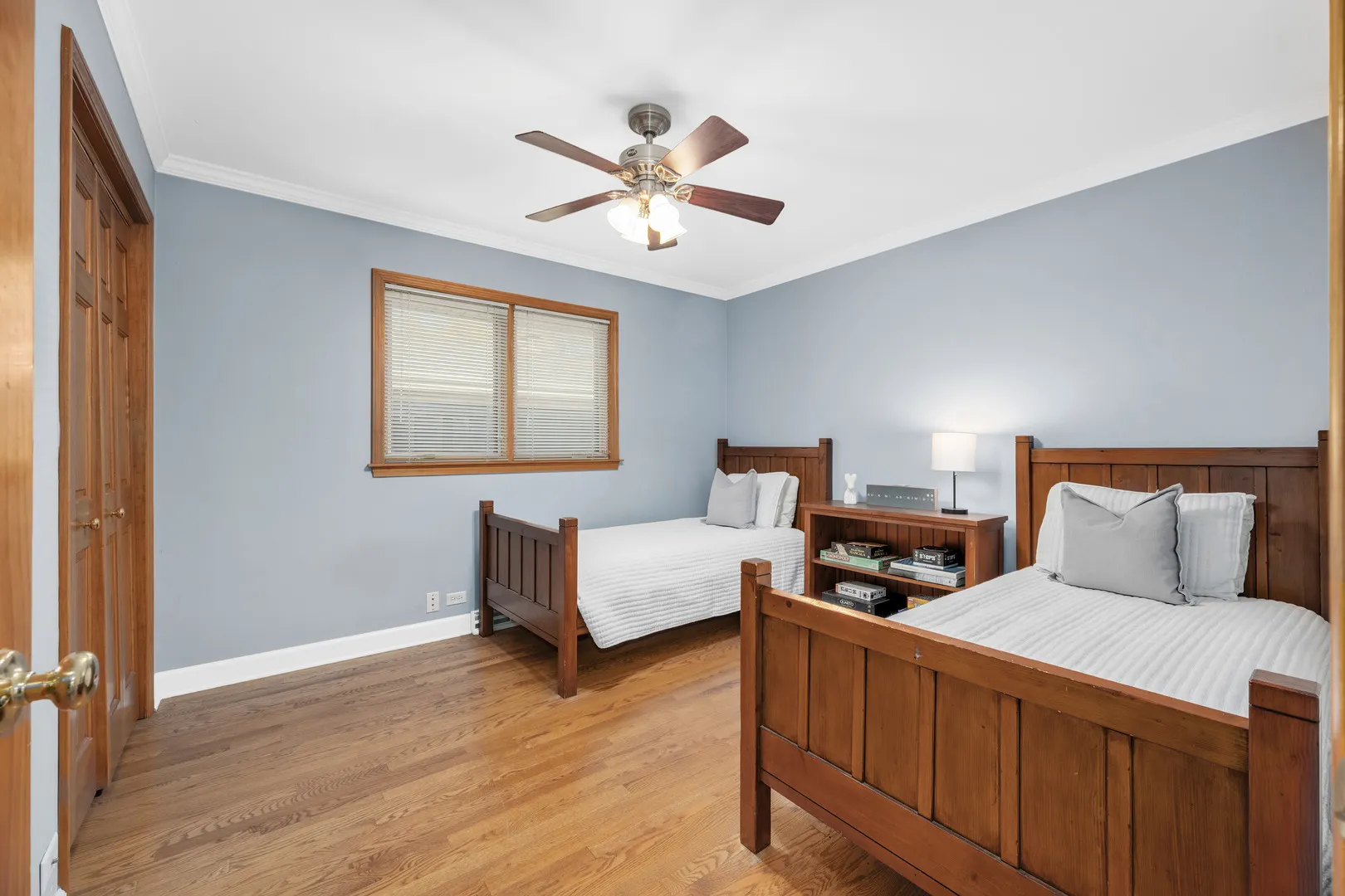 5305 Howard Avenue IL