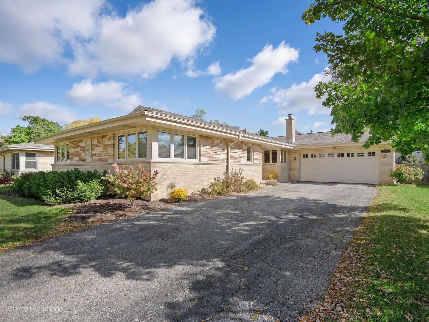 5305 Howard Avenue IL