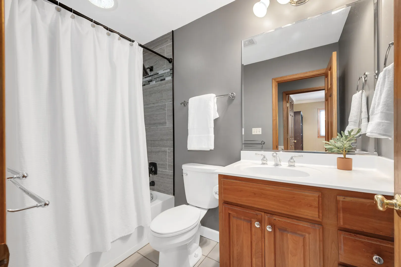 5305 Howard Avenue IL