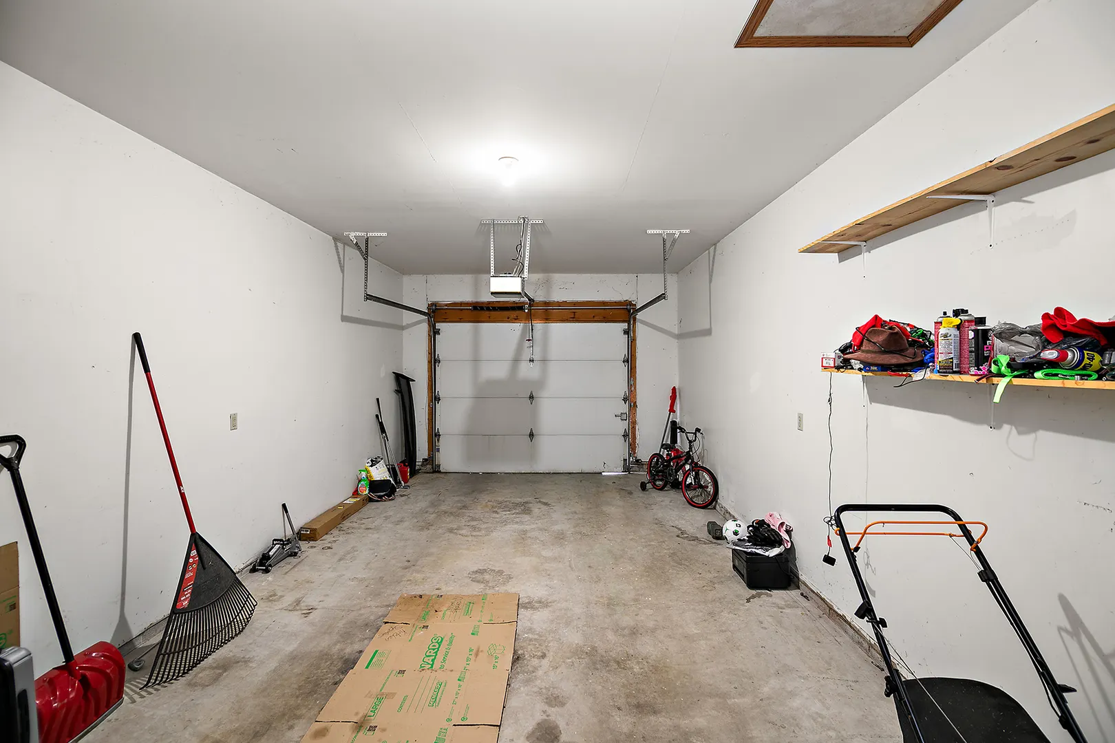 315 N School Street IL