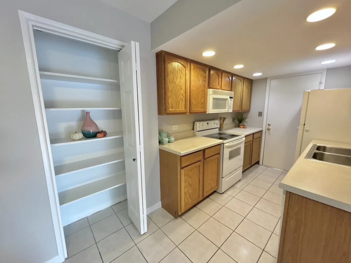 12817 CARRIAGE Lane 5 IL