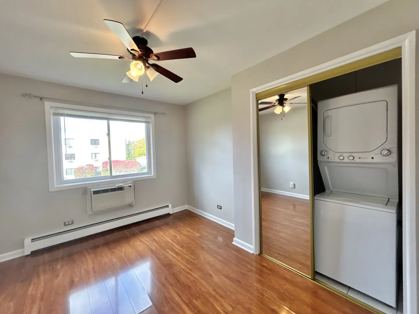 12817 CARRIAGE Lane 5 IL