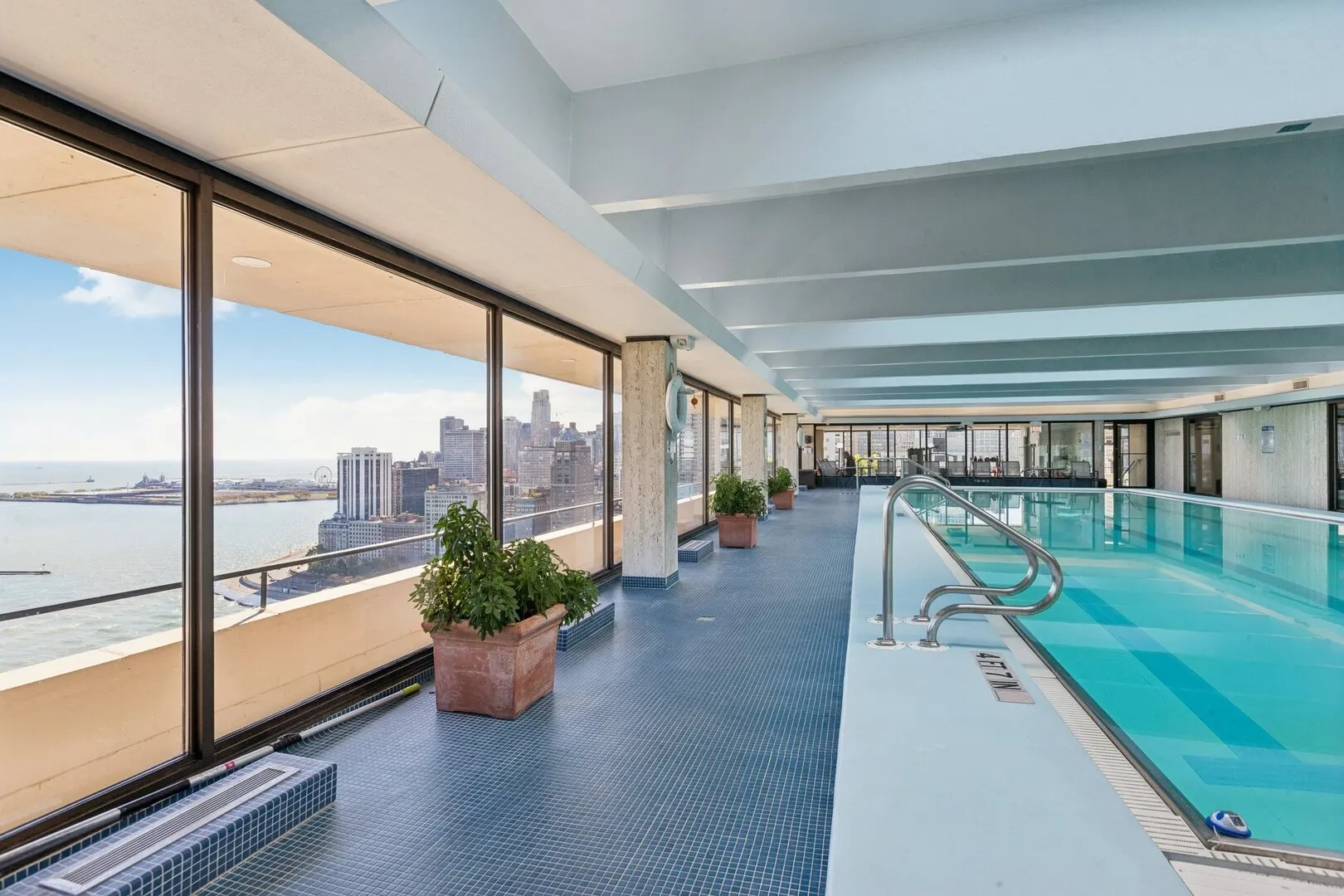 1212 N Lake Shore Drive 10CS IL