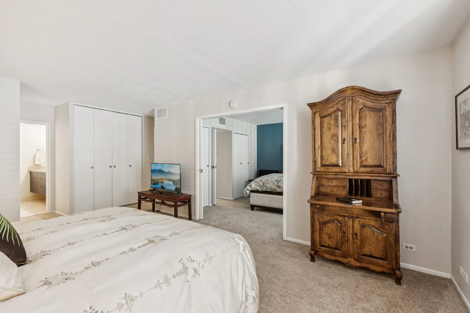 1212 N Lake Shore Drive 10CS IL