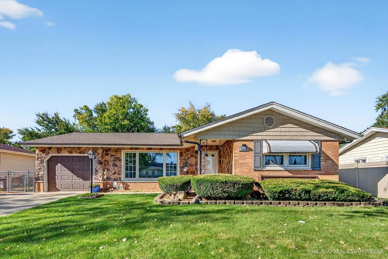 1052 Maple Lane IL