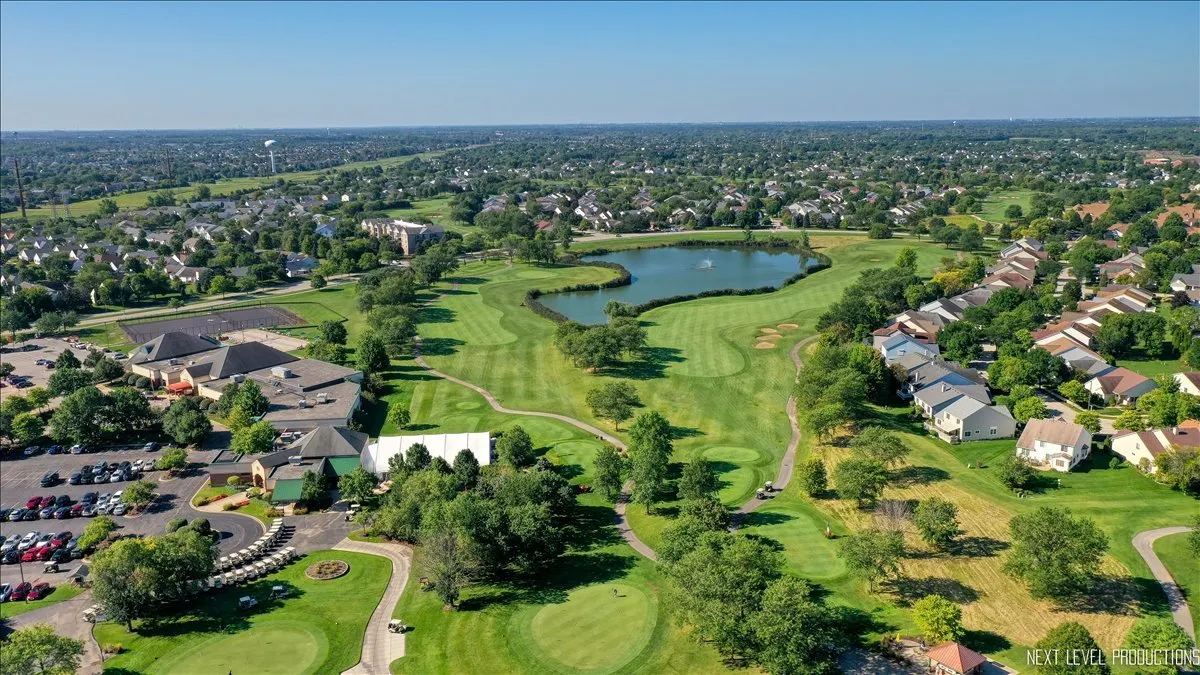 21289 Silktree Circle IL