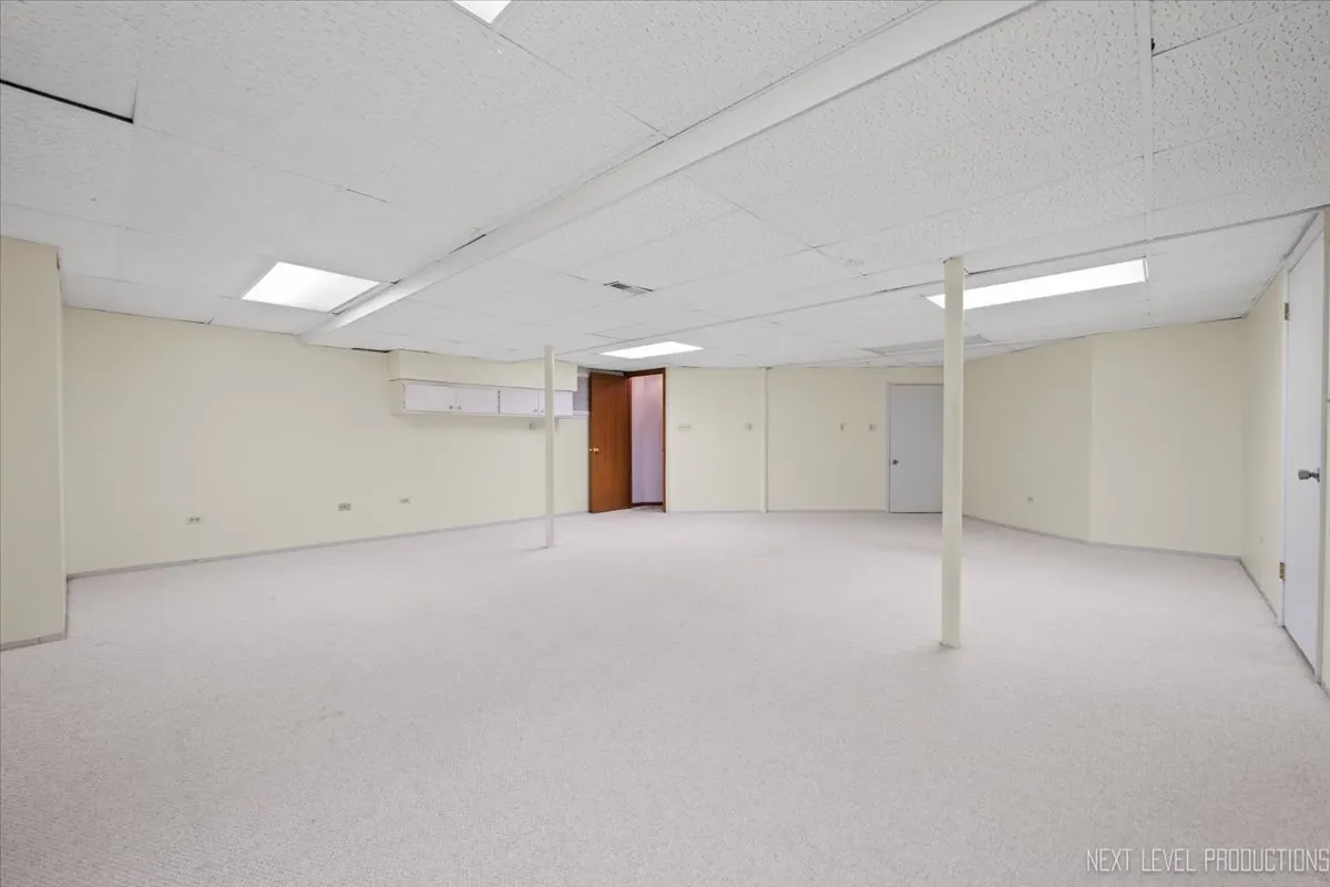 21289 Silktree Circle IL