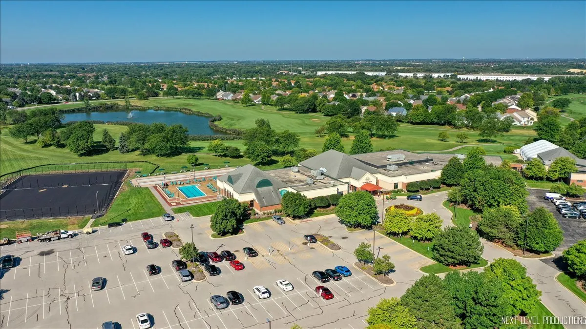 21289 Silktree Circle IL