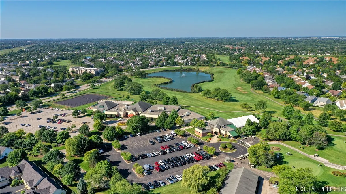 21289 Silktree Circle IL