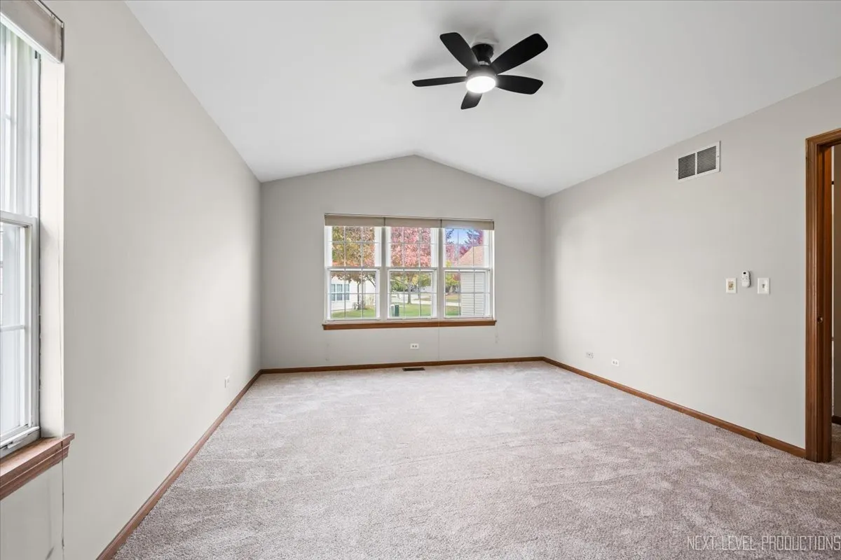 21289 Silktree Circle IL