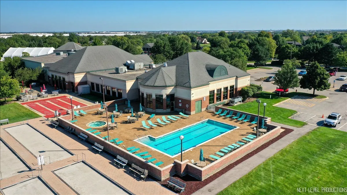 21289 Silktree Circle IL