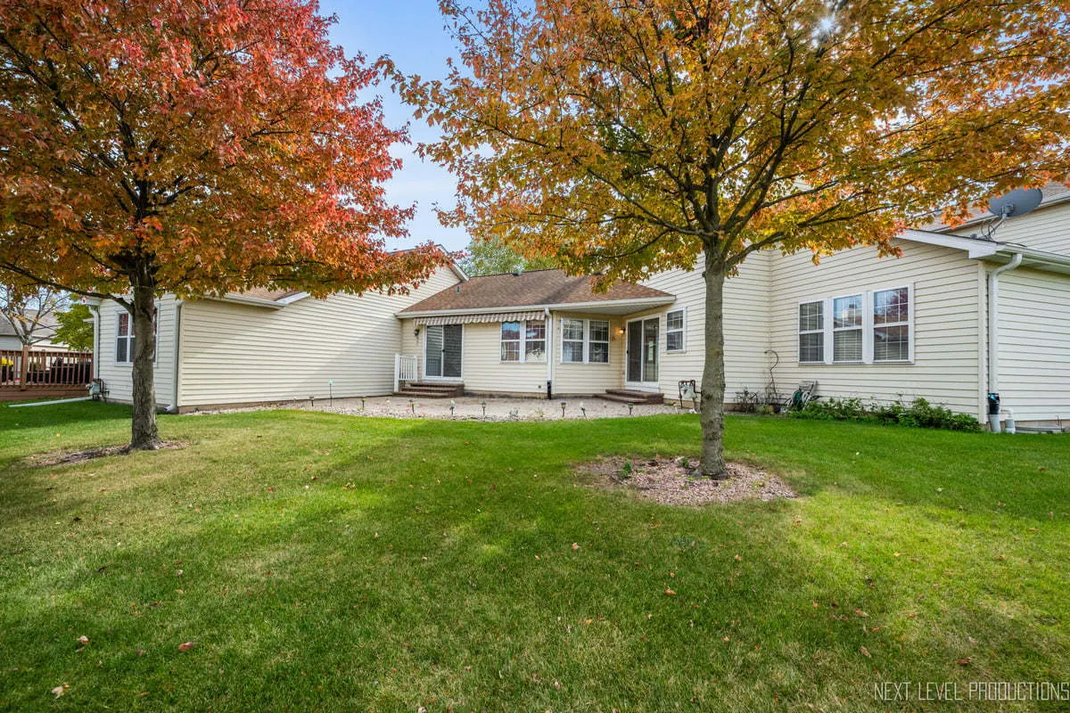 21289 Silktree Circle IL