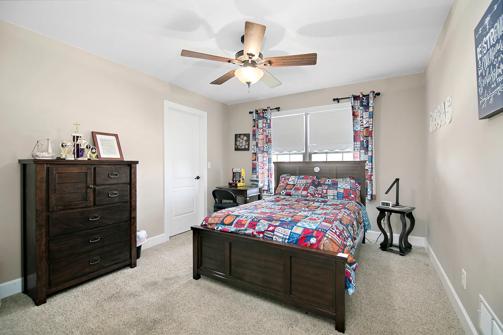 444 Highpoint Circle North IL