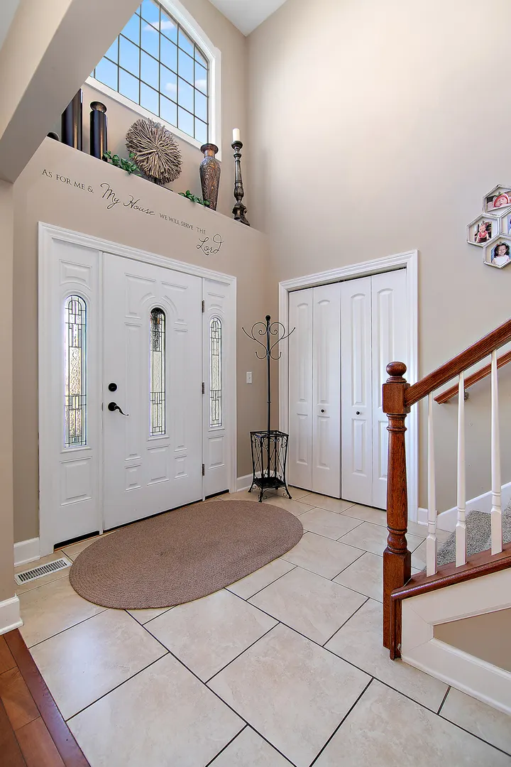 444 Highpoint Circle North IL