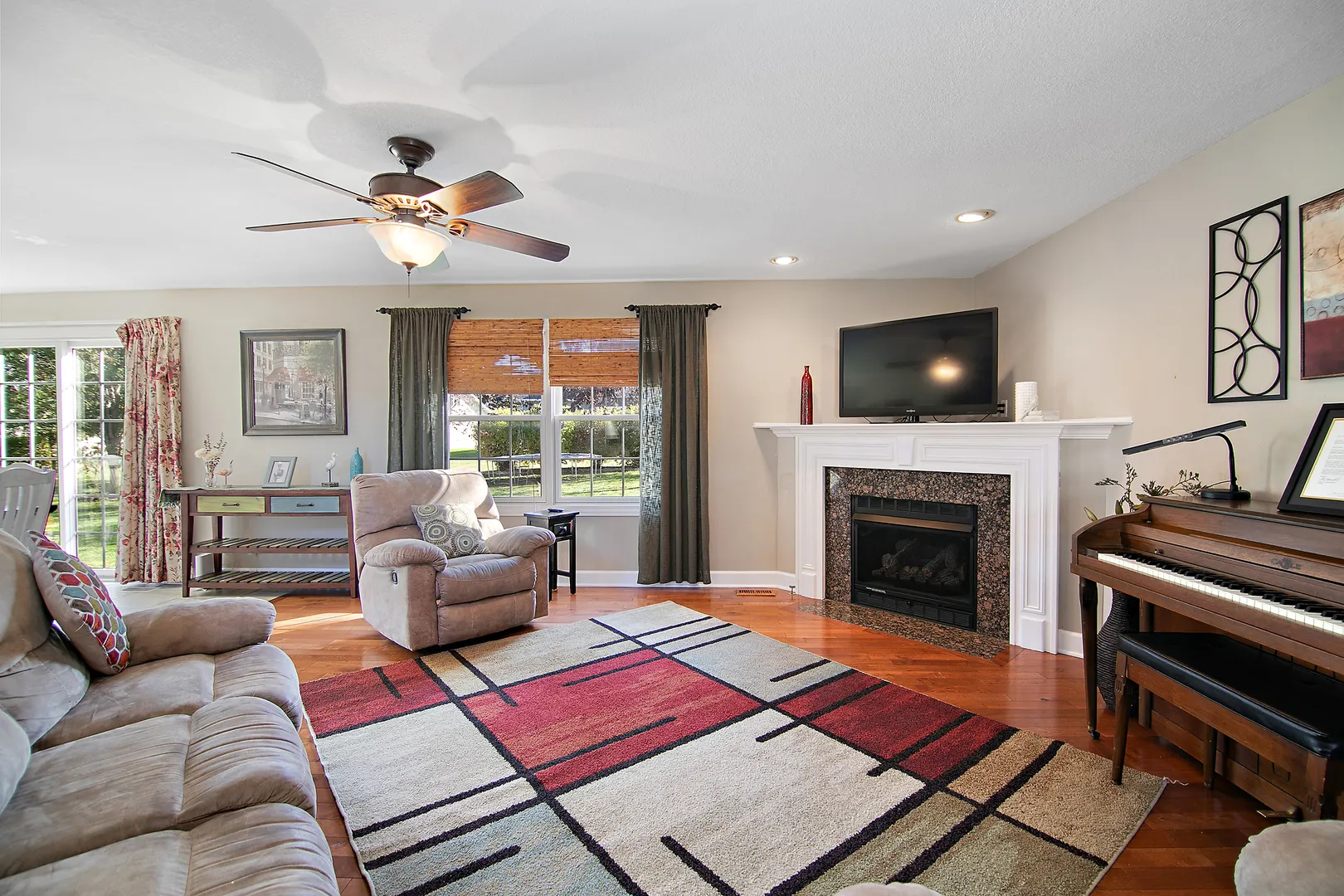 444 Highpoint Circle North IL