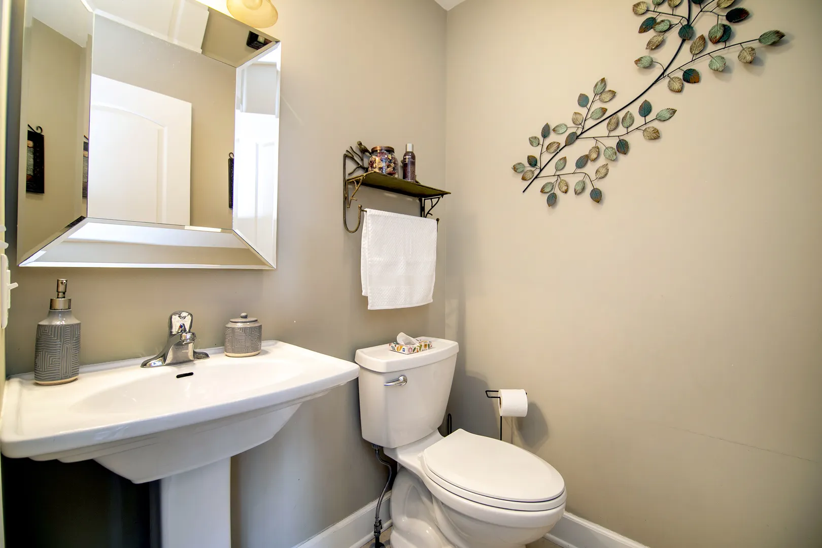 444 Highpoint Circle North IL