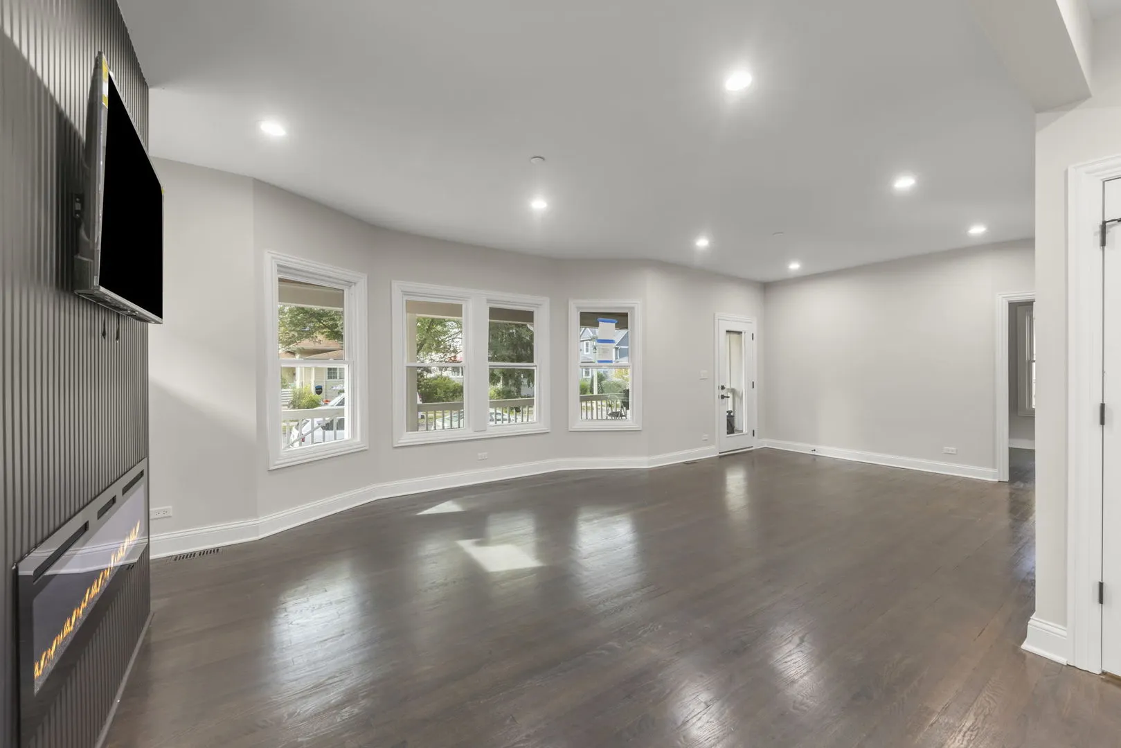 710 N Taylor Avenue IL